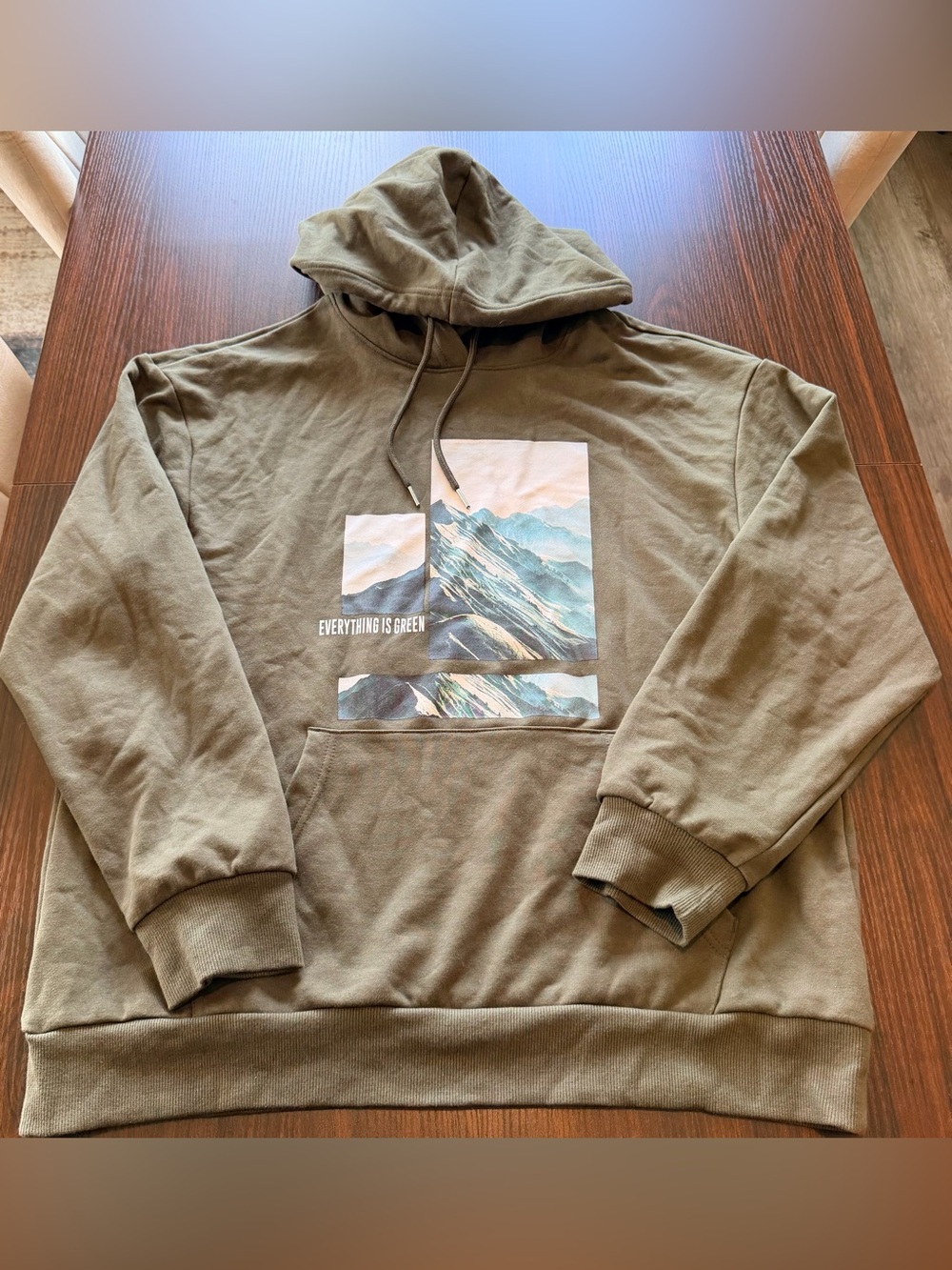 NWT Original Use Mens Olive Green Hoodie Mountain Graphic Sweatshirt Size L